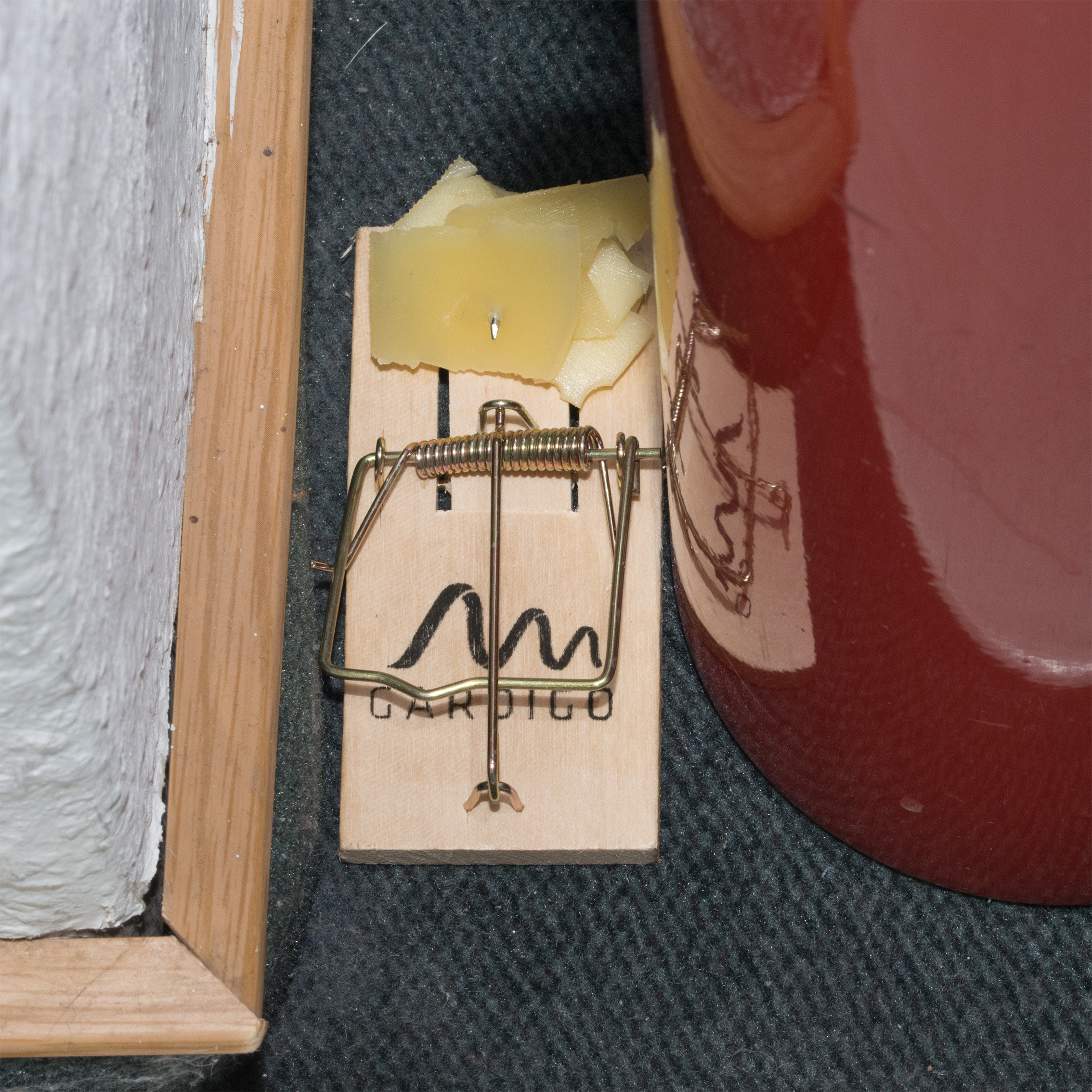 GARDIGO wooden snap mouse trap for solid baits
